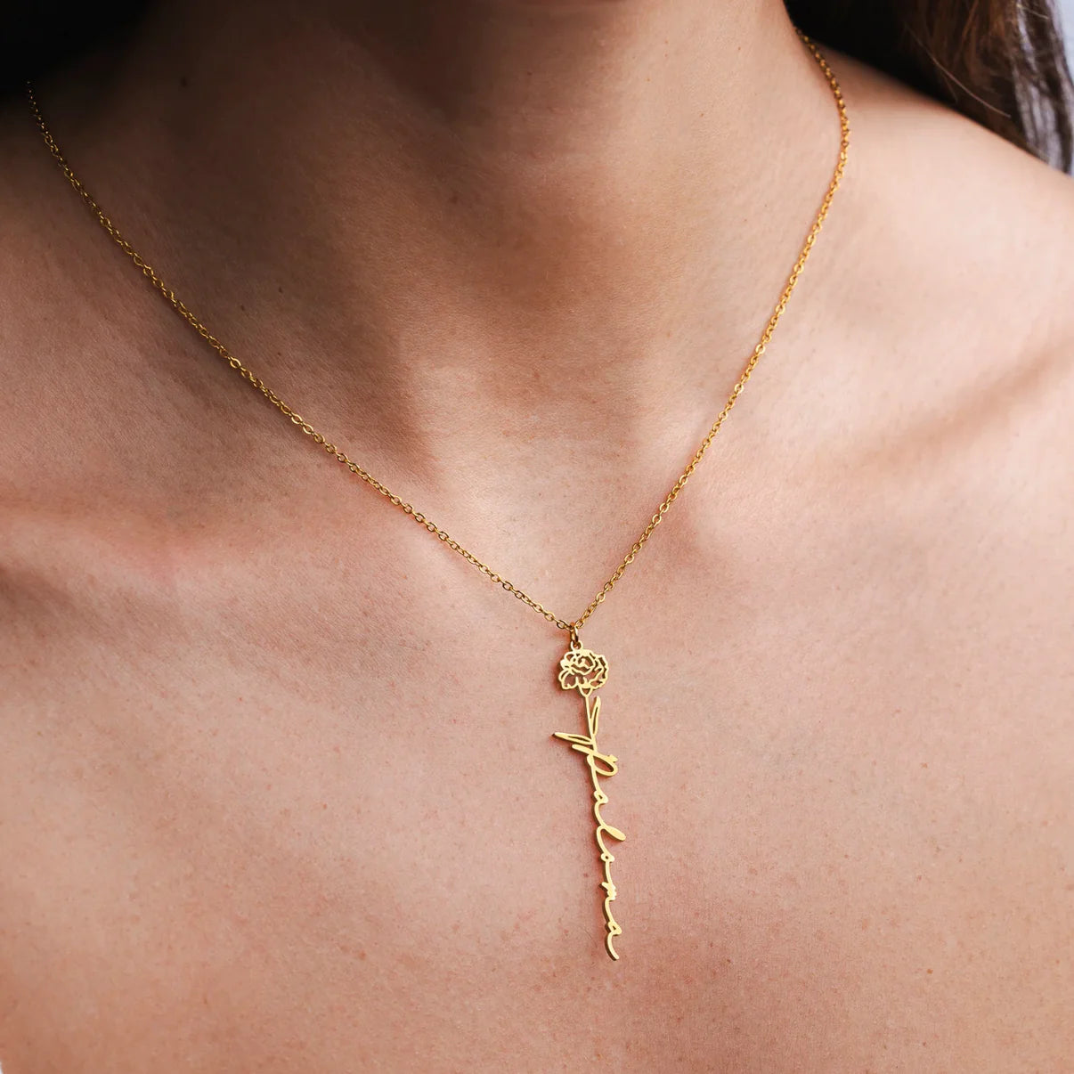 Collana Personalizzata con Nome e Fiore di Nascita